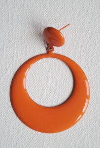 Oranžová
