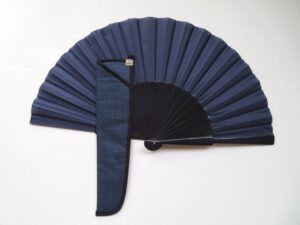 Pouzdro na velký vějíř na flamenco